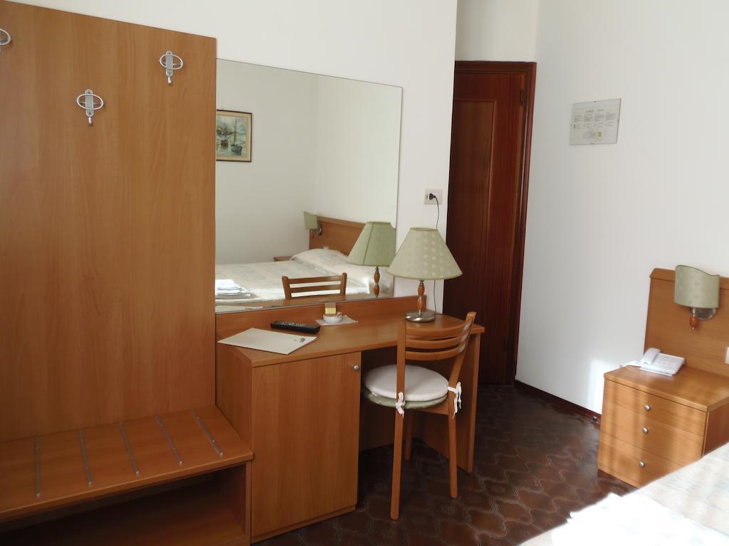 Hotel Italia Moneglia Room photo