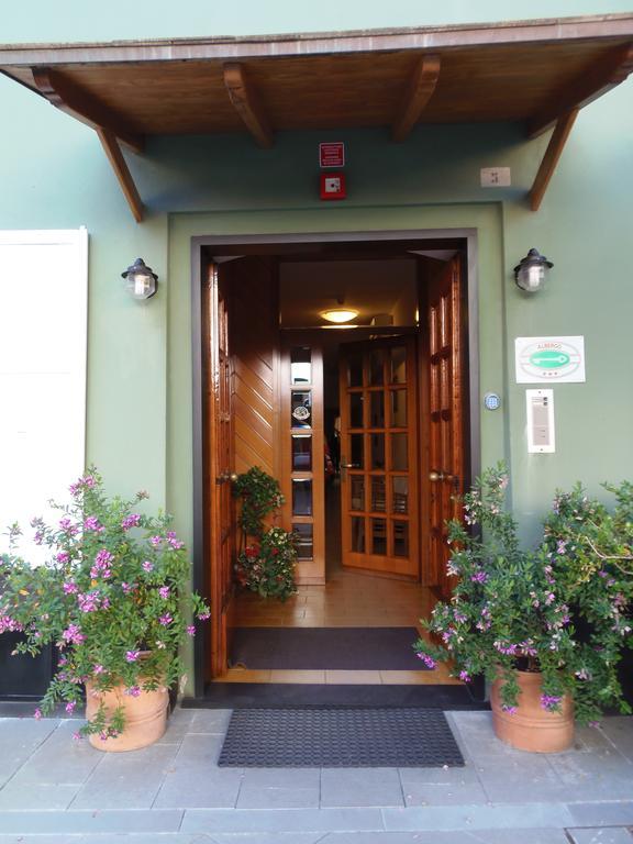 Hotel Italia Moneglia Exterior photo